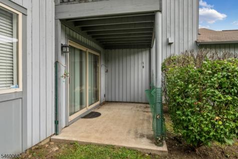 60 Drake Lane Roxbury NJ 07852