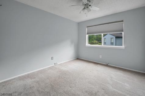 60 Drake Lane Roxbury NJ 07852