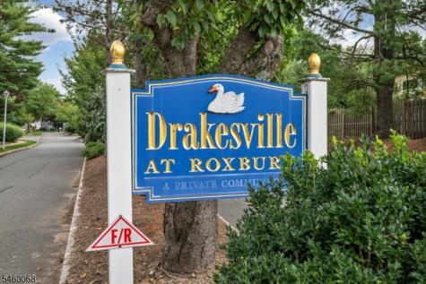 60 Drake Lane Roxbury NJ 07852