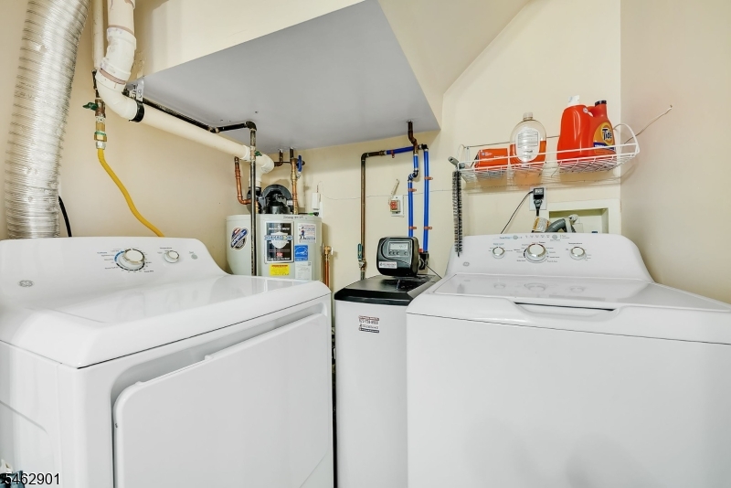 26 Beechmont Terrace Hardyston NJ 07419