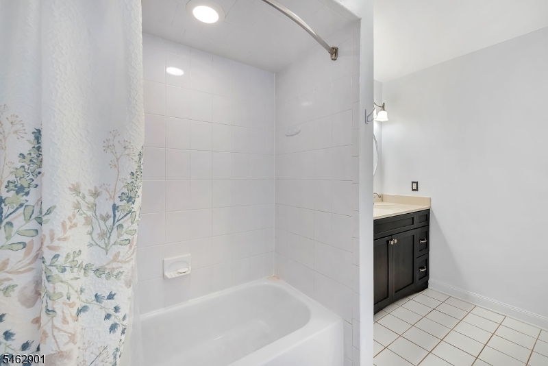 26 Beechmont Terrace Hardyston NJ 07419
