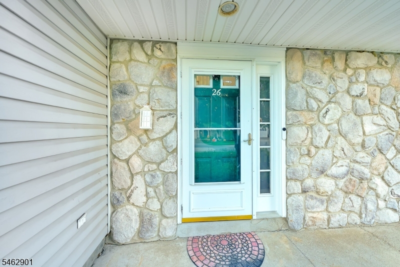 26 Beechmont Terrace Hardyston NJ 07419
