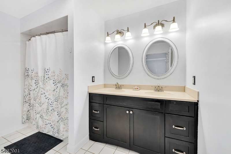 26 Beechmont Terrace Hardyston NJ 07419