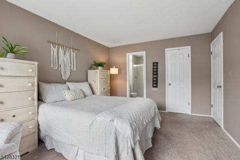 38 Edward Drive Franklin NJ 08823