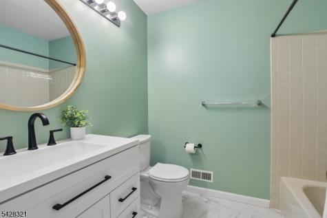38 Edward Drive Franklin NJ 08823