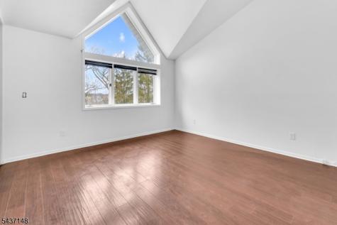 163 Marion Drive West Orange NJ 07052