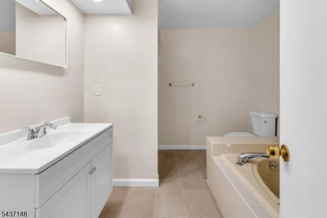 163 Marion Drive West Orange NJ 07052