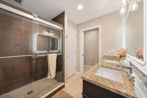 69 Autumn Court Roxbury NJ 07852