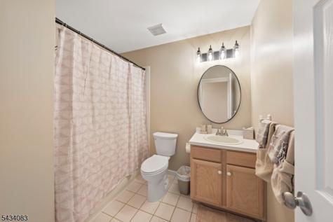 69 Autumn Court Roxbury NJ 07852