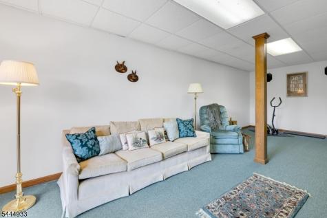30 Davey Drive West Orange NJ 07052