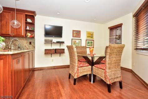 30 N Bayard Lane Mahwah NJ 07430