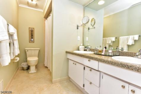30 N Bayard Lane Mahwah NJ 07430