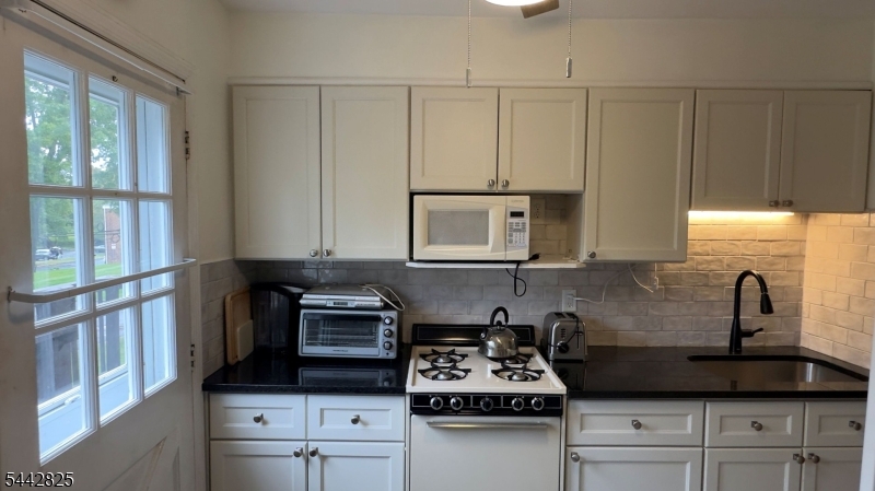 19 Dartmouth Avenue Bridgewater NJ 08807