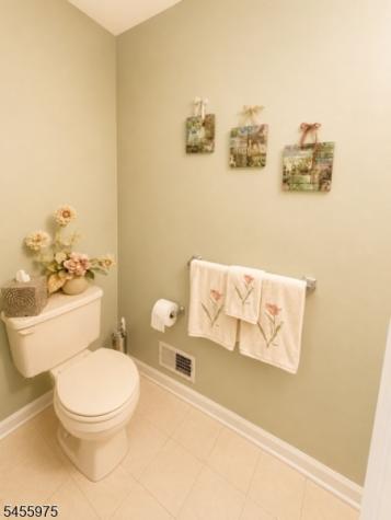 421 Chapman Court Independence NJ 07840