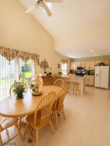 421 Chapman Court Independence NJ 07840