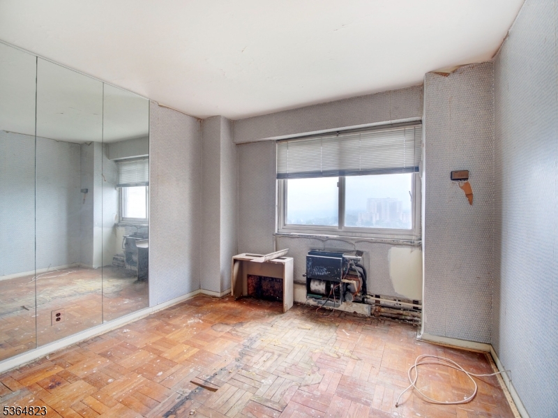 377 S Harrison Street East Orange NJ 07018