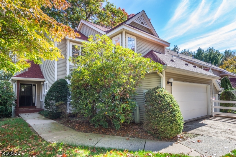 60 Red Oak Terrace Jefferson NJ 07438
