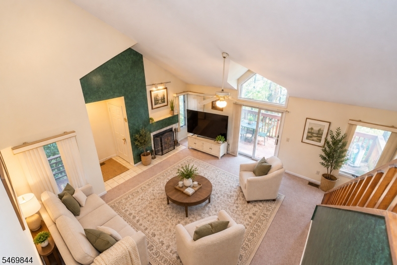 60 Red Oak Terrace Jefferson NJ 07438
