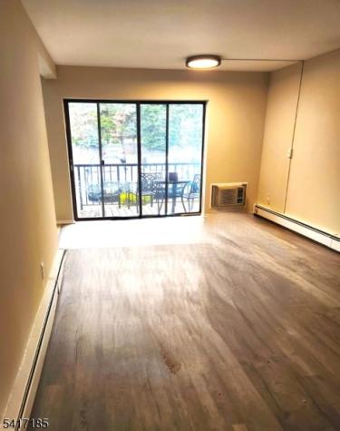 365 River Road Nutley NJ 07110