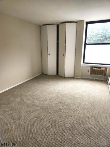 365 River Road Nutley NJ 07110