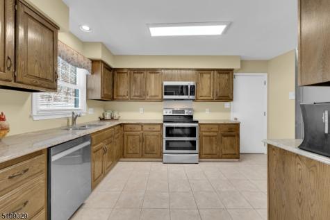 1 Partridge Court Allamuchy NJ 07840