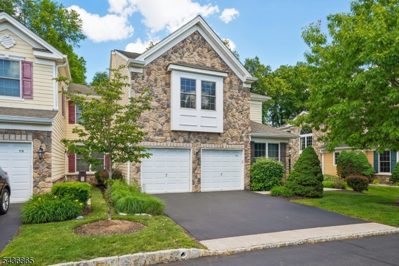 11 Hopkins Court Parsippany-troy Hills NJ 07054