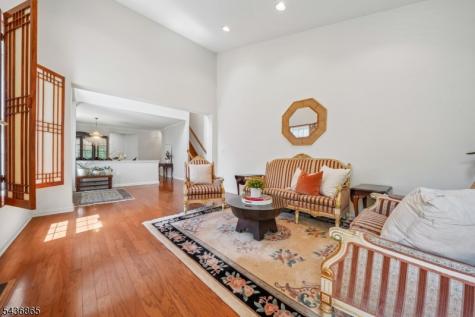 11 Hopkins Court Parsippany-troy Hills NJ 07054