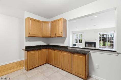 10 Leahy Court Franklin NJ 08873