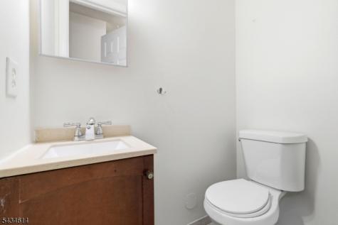 10 Leahy Court Franklin NJ 08873