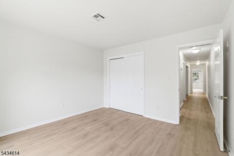 10 Leahy Court Franklin NJ 08873