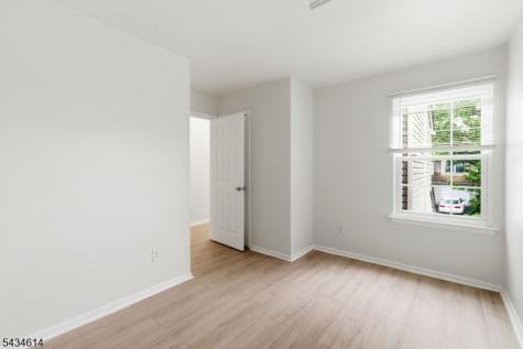 10 Leahy Court Franklin NJ 08873