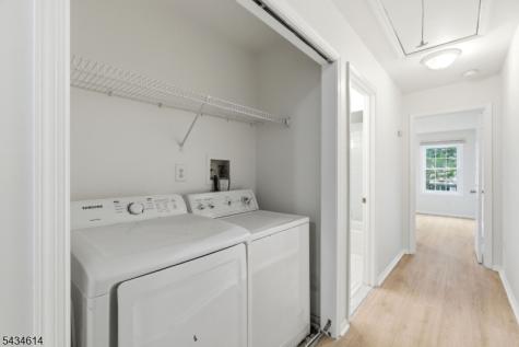 10 Leahy Court Franklin NJ 08873