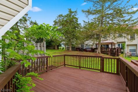 10 Leahy Court Franklin NJ 08873