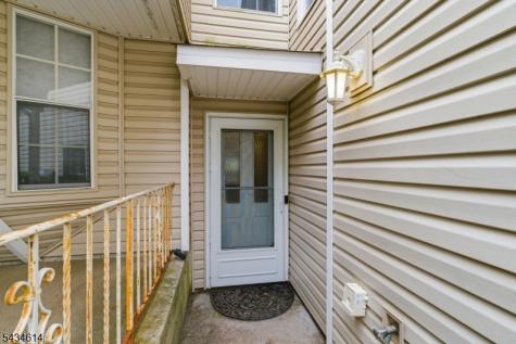 10 Leahy Court Franklin NJ 08873