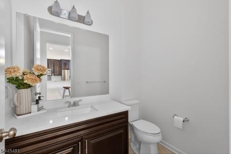 197 Roosevelt Drive Wood-ridge NJ 07075