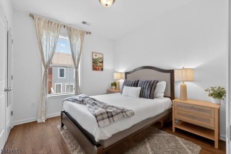 197 Roosevelt Drive Wood-ridge NJ 07075