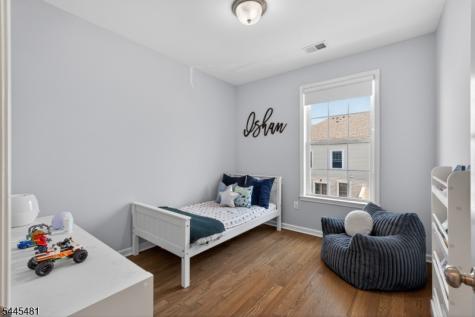 197 Roosevelt Drive Wood-ridge NJ 07075