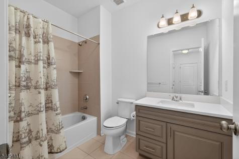 197 Roosevelt Drive Wood-ridge NJ 07075