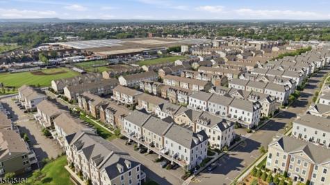 197 Roosevelt Drive Wood-ridge NJ 07075