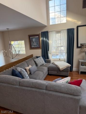 15 Rhea Run Hampton NJ 07860
