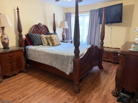 15 Rhea Run Hampton NJ 07860