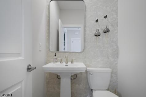 7 Pimlico Place Oakland NJ 07436