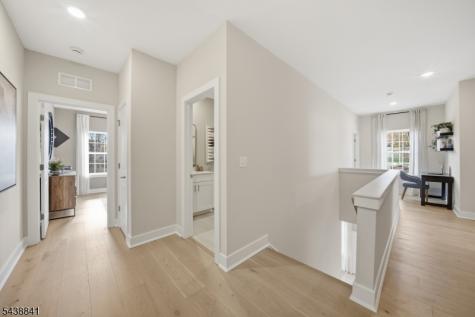 7 Pimlico Place Oakland NJ 07436