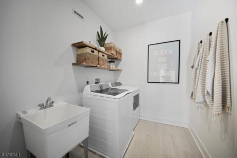7 Pimlico Place Oakland NJ 07436
