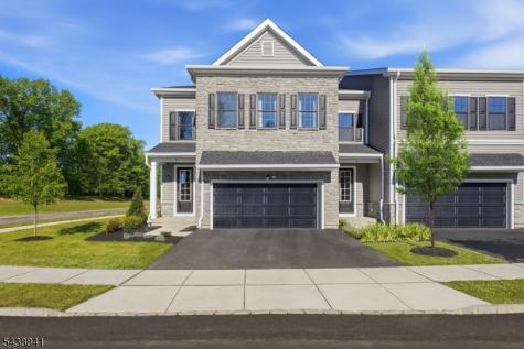 7 Pimlico Place Oakland NJ 07436