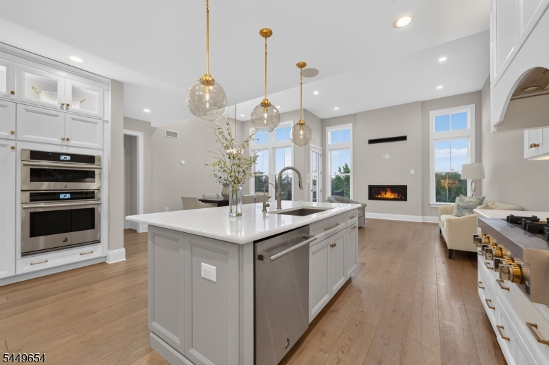 6 Concord Court Warren NJ 07059