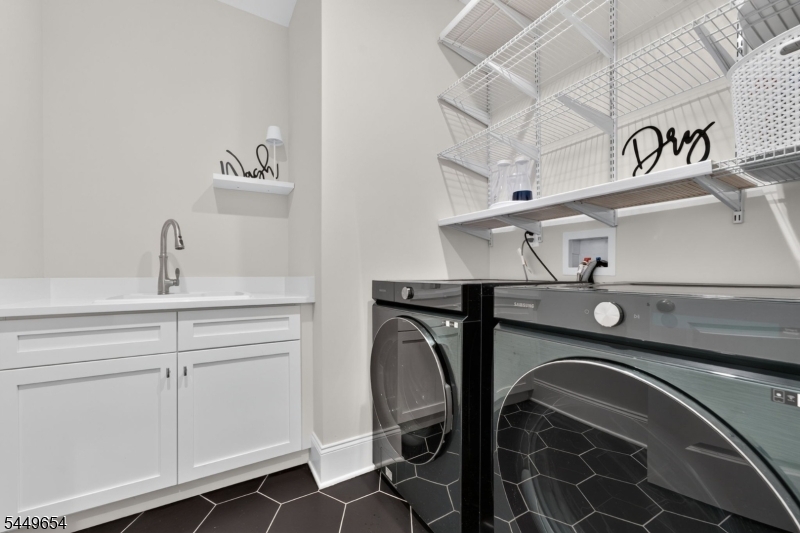 6 Concord Court Warren NJ 07059
