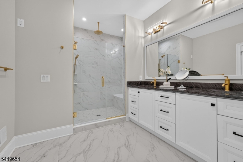 6 Concord Court Warren NJ 07059