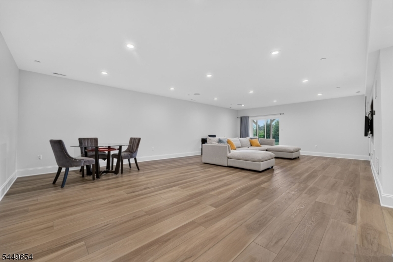 6 Concord Court Warren NJ 07059