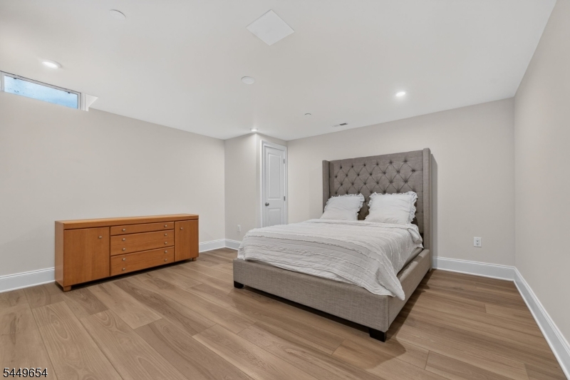 6 Concord Court Warren NJ 07059